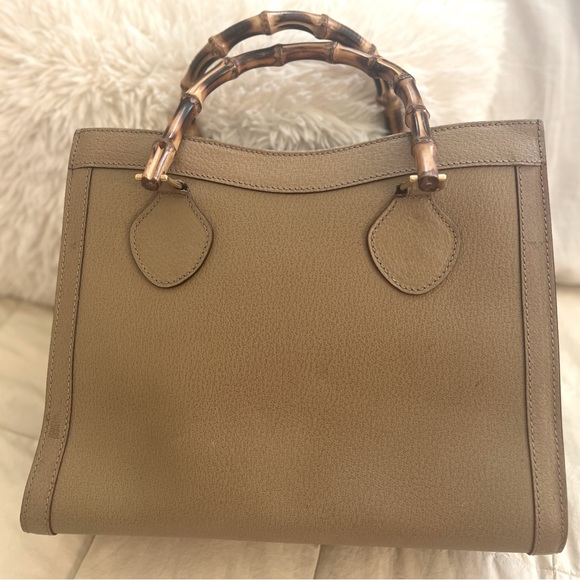 Authentic Vintage Gucci Diana Bag - Picture 1 of 6